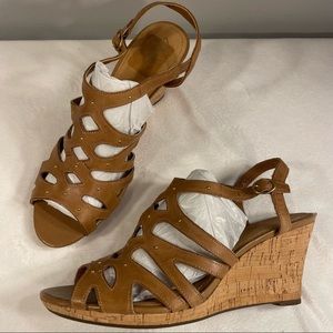 NWOB Clarks Artisan Leather Gold Studded Slingback Cork Wedge Heel Sandals Sz 11